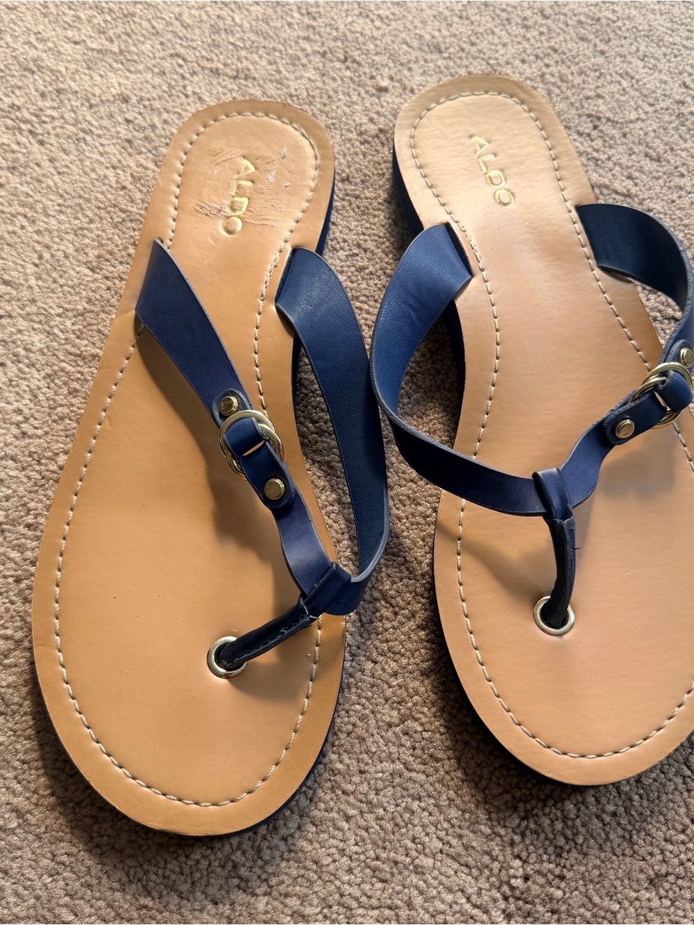 ALDO Navy blue Leather T-Strap thong Sandals with Gold Accents Sz 8